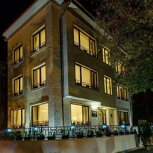 Paris Boutique **** Bucharest